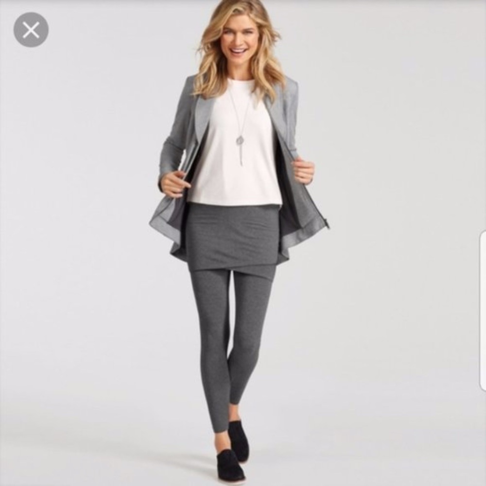 👏🏻FLASH SALE👏🏻CAbi M'leggings Skirted Legging